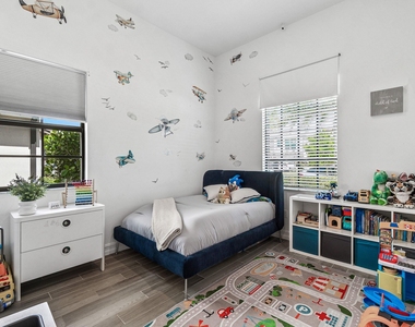 8795 Grand Prix Lane - Photo Thumbnail 47
