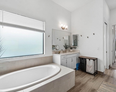 8795 Grand Prix Lane - Photo Thumbnail 8