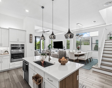 8795 Grand Prix Lane - Photo Thumbnail 43