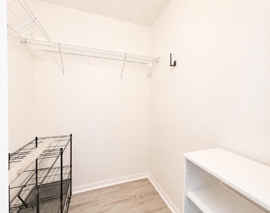 9980 Sw Stonegate Drive - Photo Thumbnail 6