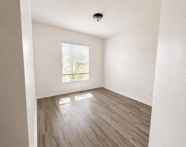 9980 Sw Stonegate Drive - Photo Thumbnail 10