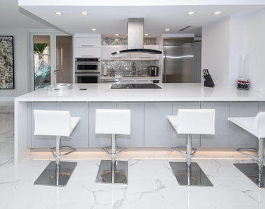 120 Se 5th Avenue - Photo Thumbnail 2