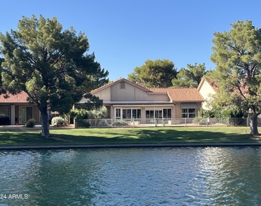 10637 E Arrowvale Drive - Photo Thumbnail 28