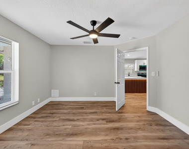 351 Nw 8th Avenue - Photo Thumbnail 17