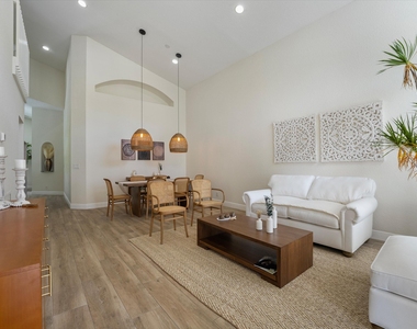 4033 Bluff Harbor Way - Photo Thumbnail 2
