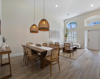 4033 Bluff Harbor Way - Photo Thumbnail 3