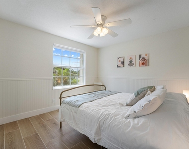 4033 Bluff Harbor Way - Photo Thumbnail 11