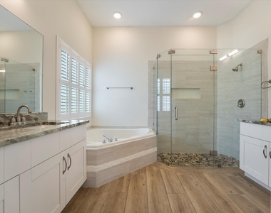 4033 Bluff Harbor Way - Photo Thumbnail 9