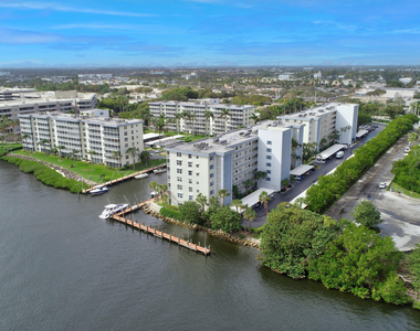 1 Harbourside Drive - Photo Thumbnail 32