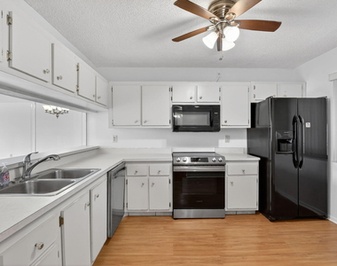 8030 Hampton Boulevard - Photo Thumbnail 29
