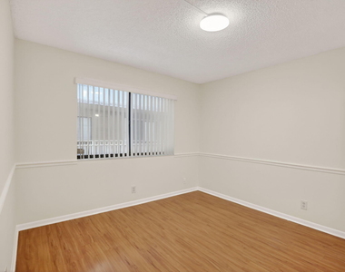 8030 Hampton Boulevard - Photo Thumbnail 22