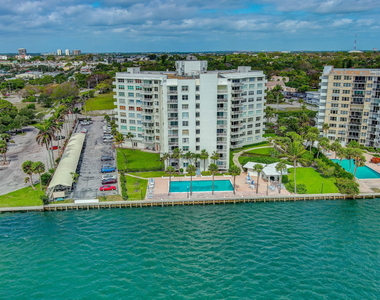 2600 N Flagler Drive - Photo Thumbnail 7