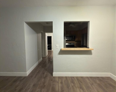600 Layne Boulevard - Photo Thumbnail 4