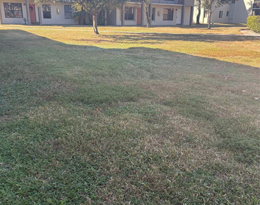 5492 Courtyard Drive - Photo Thumbnail 12