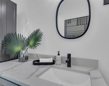 3108 Ne 42nd Court - Photo Thumbnail 85