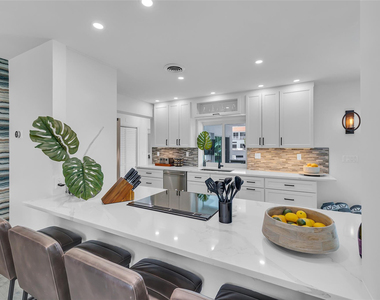3108 Ne 42nd Court - Photo Thumbnail 25