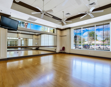 5335 Vernio Lane - Photo Thumbnail 53