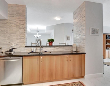 250 Ne 3rd Avenue - Photo Thumbnail 13