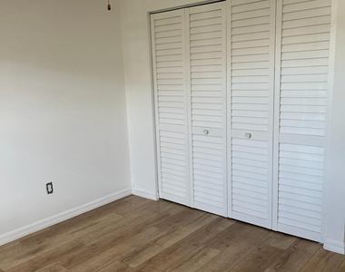 283 Nw 36th Avenue - Photo Thumbnail 7