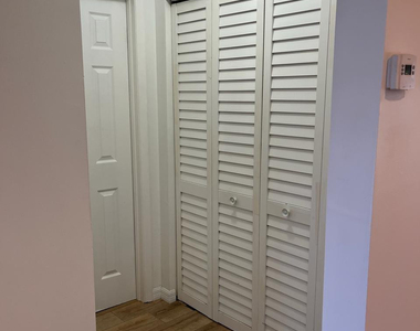 283 Nw 36th Avenue - Photo Thumbnail 5