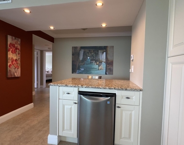 5200 N Ocean Boulevard - Photo Thumbnail 9