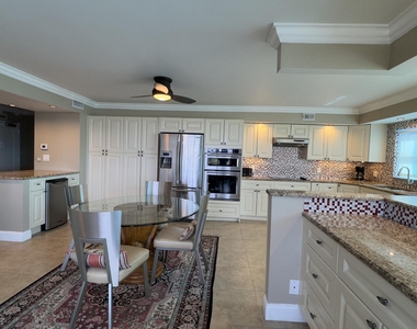 5200 N Ocean Boulevard - Photo Thumbnail 6