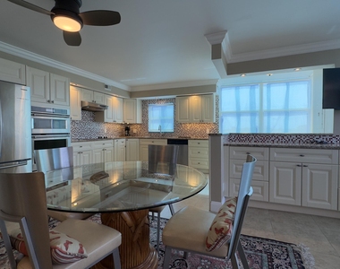 5200 N Ocean Boulevard - Photo Thumbnail 3