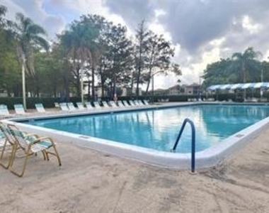 7900 Nw 50th Street - Photo Thumbnail 16