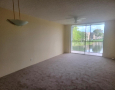 7900 Nw 50th Street - Photo Thumbnail 3