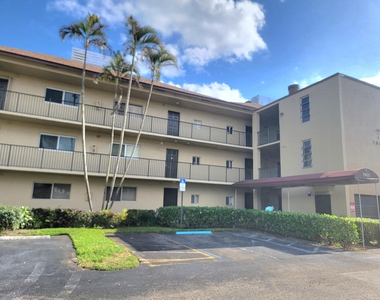 7900 Nw 50th Street - Photo Thumbnail 2