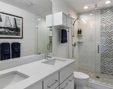 406 35th Street - Photo Thumbnail 7