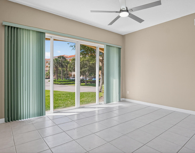 37 E Harbour Isle Dr Drive E - Photo Thumbnail 16