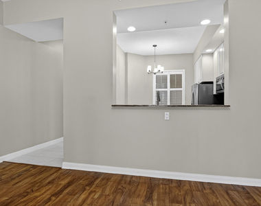 37 E Harbour Isle Dr Drive E - Photo Thumbnail 5