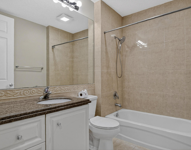37 E Harbour Isle Dr Drive E - Photo Thumbnail 31