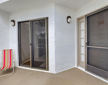 7563 Glendevon Lane - Photo Thumbnail 4
