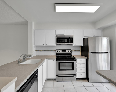 2297 Sw 15th Street - Photo Thumbnail 7