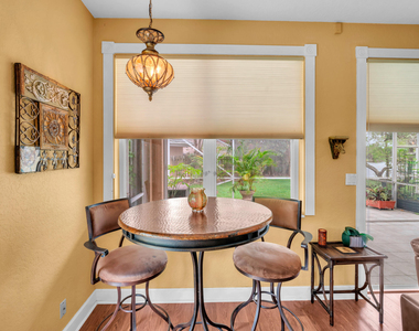 1888 Sw 53rd Avenue - Photo Thumbnail 8