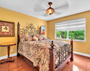 1888 Sw 53rd Avenue - Photo Thumbnail 21