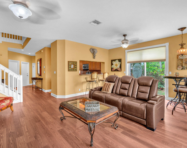 1888 Sw 53rd Avenue - Photo Thumbnail 9