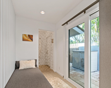 11792 Wimbledon Circle - Photo Thumbnail 19