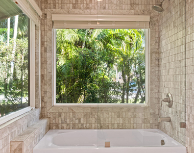11792 Wimbledon Circle - Photo Thumbnail 17