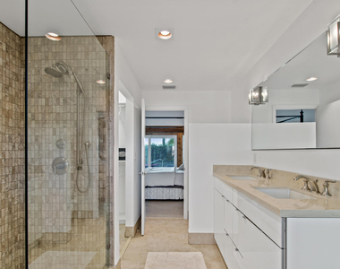 11792 Wimbledon Circle - Photo Thumbnail 14