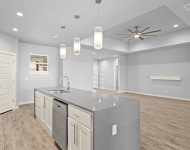 217 Olde Mill Court - Photo Thumbnail 18
