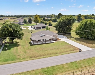 12624 E Hefner Road - Photo Thumbnail 46