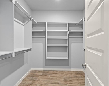12624 E Hefner Road - Photo Thumbnail 43