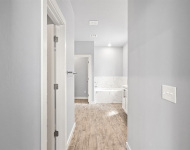 12624 E Hefner Road - Photo Thumbnail 38