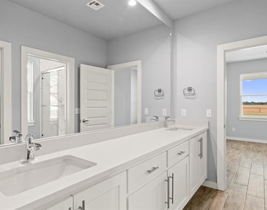 12624 E Hefner Road - Photo Thumbnail 11