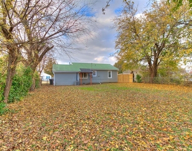 1338 South Drive - Photo Thumbnail 33