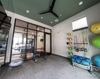 11902 Elm Lane - Photo Thumbnail 45