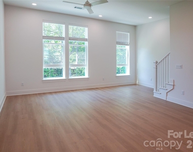 11902 Elm Lane - Photo Thumbnail 38